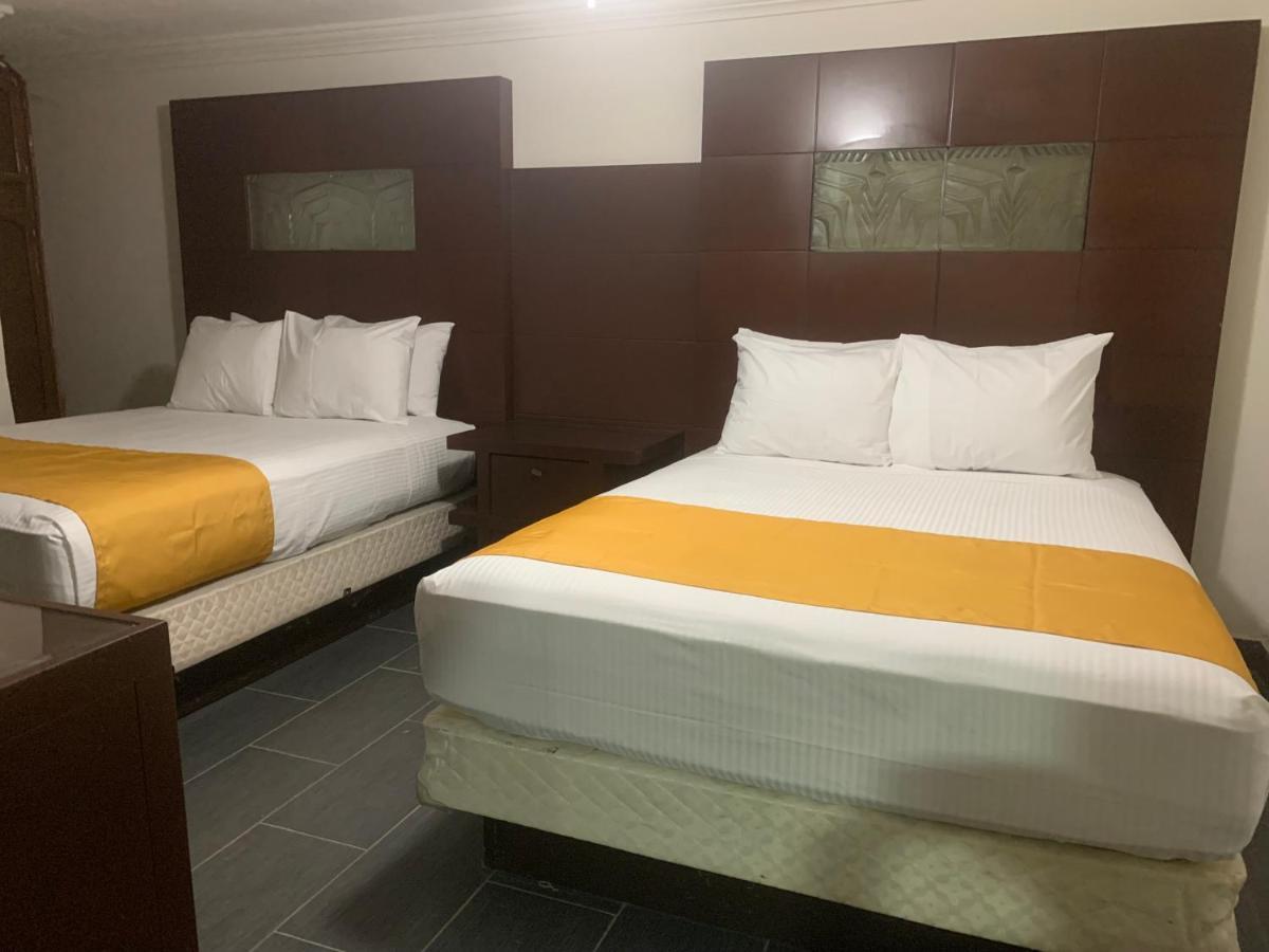 Hotel Los Arcos เม็กซิกาลิ ภายนอก รูปภาพ