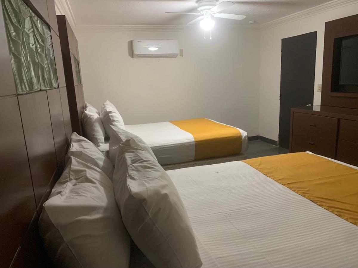Hotel Los Arcos เม็กซิกาลิ ภายนอก รูปภาพ