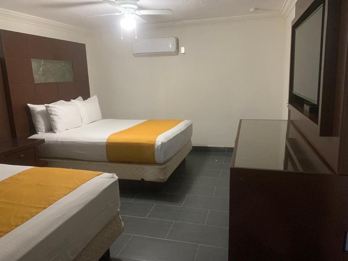 Hotel Los Arcos เม็กซิกาลิ ภายนอก รูปภาพ