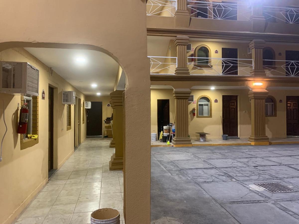 Hotel Los Arcos เม็กซิกาลิ ภายนอก รูปภาพ